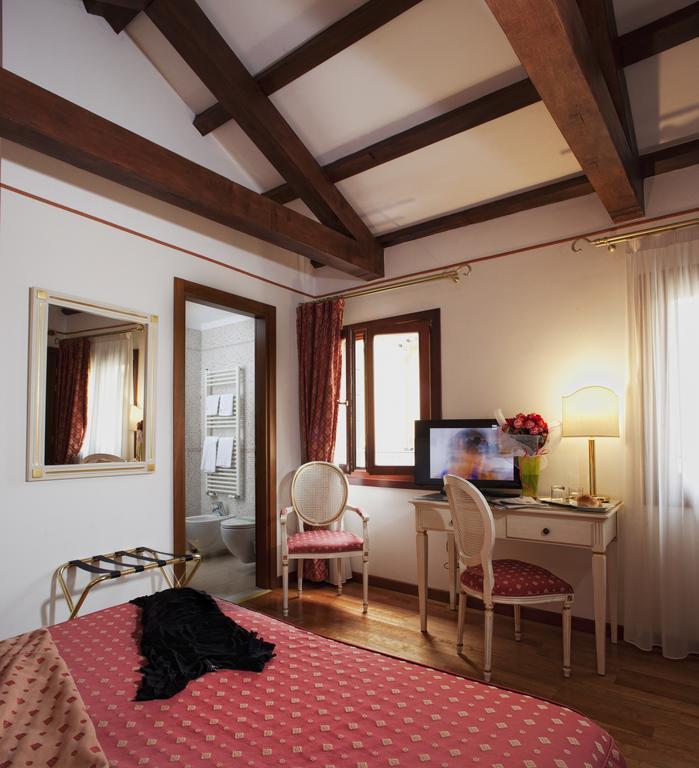 Ca' D'oro - Wenice Deep Culture 3* Venedig